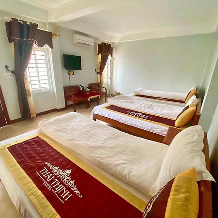 Thai Thinh Hotel Донг Ван Екстериор снимка