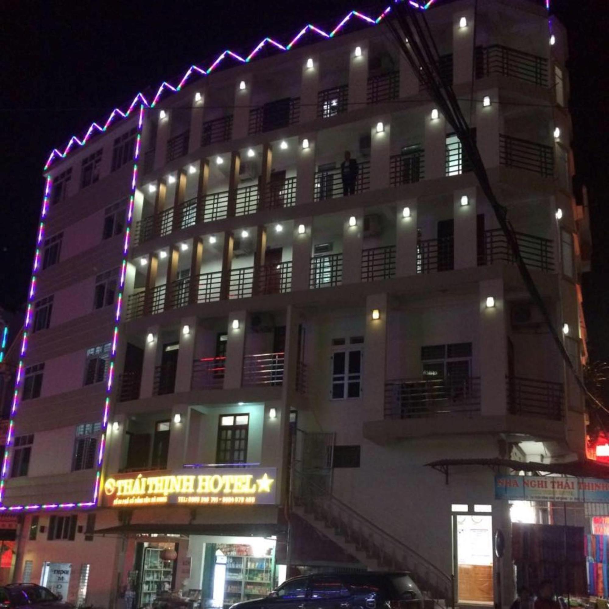 Thai Thinh Hotel Донг Ван Екстериор снимка